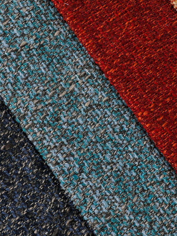 EMMAUS SOFA Poliéster e tecido de linho EMMAUS SOFA Poliéster e tecido de linho